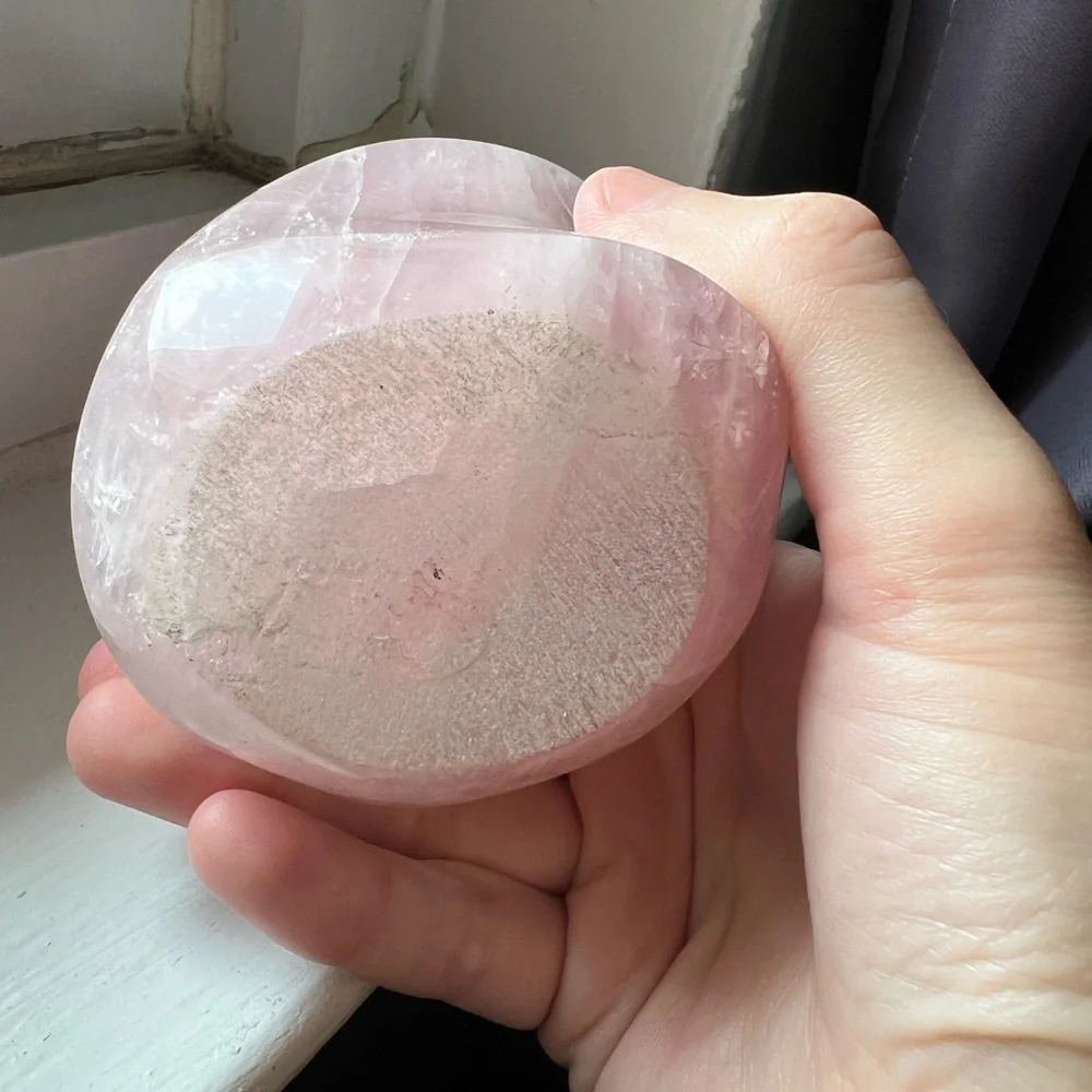 Elegant Rose Quartz Pink Crystal Sculpture - Picture 6 of 8